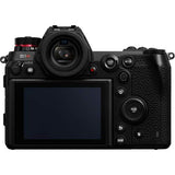 Panasonic Lumix S DC-S1RM, Full Frame Camera with 24-105 Lens kit